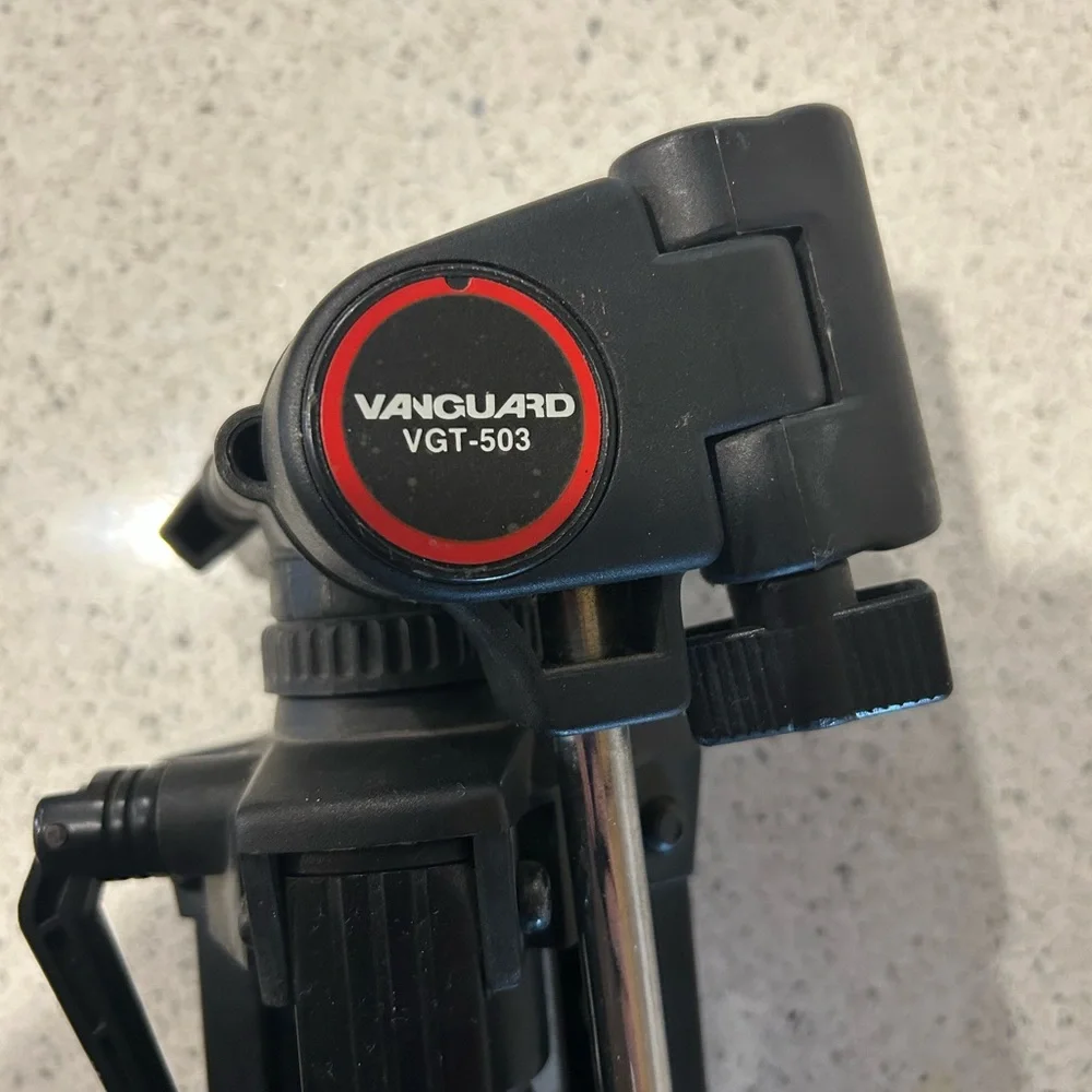 Vanguard VGT-503 Black Tripod Only, As is